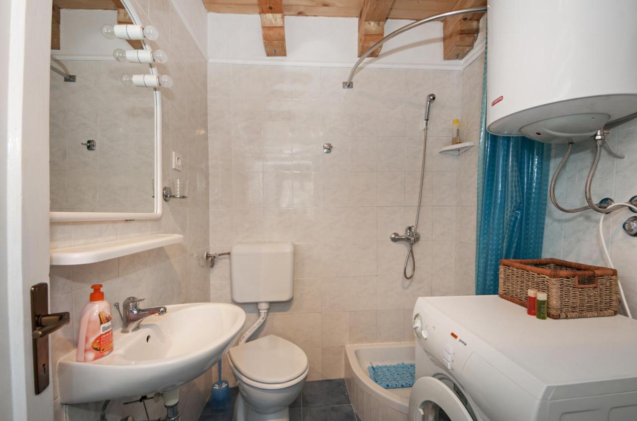 Seaside Holiday House Maslinica, Solta - 13965 Grohote Екстериор снимка